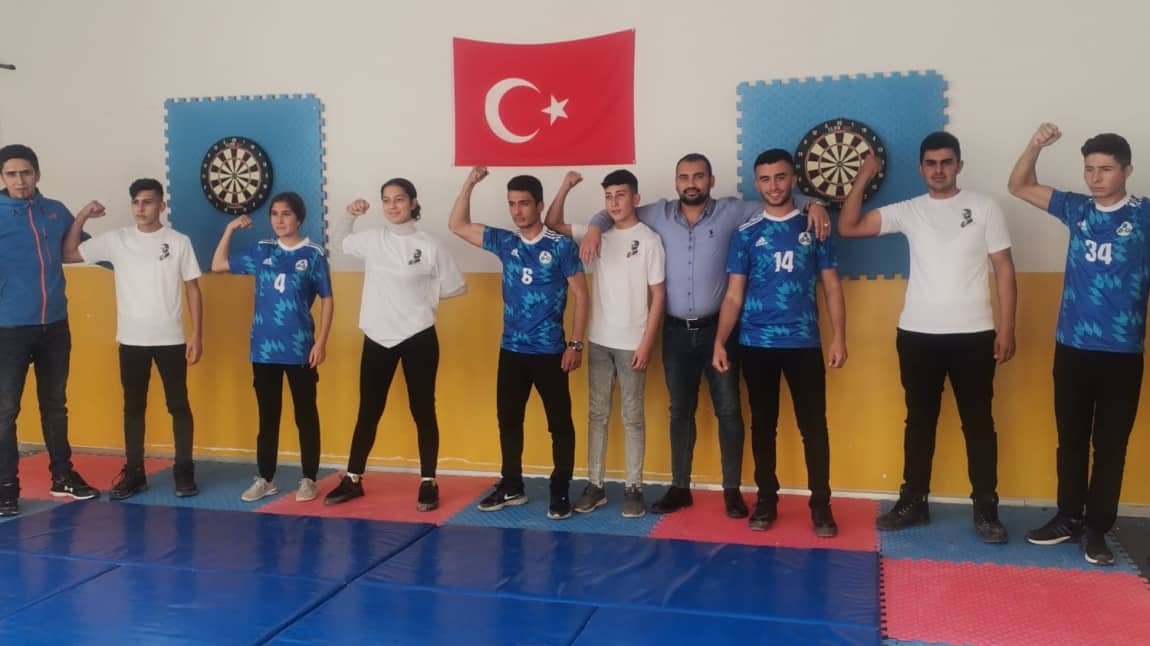 Sportif Faaliyetlerimiz Enerjisa Tufanbeyli Mesleki Ve Teknik Anadolu